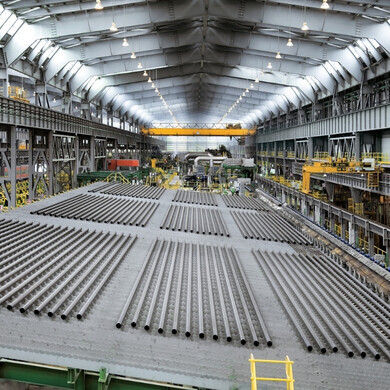 Sito industriale Tenaris a Veracruz, Messico, con officine e strutture per la produzione di tubi.