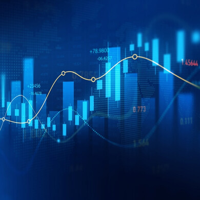 Grafico della finanza di investimento, business del mercato azionario e grafico della crescita finanziaria della borsa. Analisi commerciale, grafici a linee e grafici finanziari, investimenti. Grafici degli investimenti finanziari Grafico finanziario per investimenti, mercato azionario e crescita economica. Grafici a linee per analisi dei mercati e investimenti finanziari.