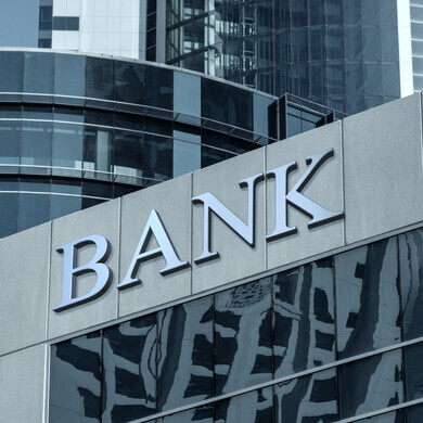 Esterno della sede di una banca Esterno della sede principale di una banca