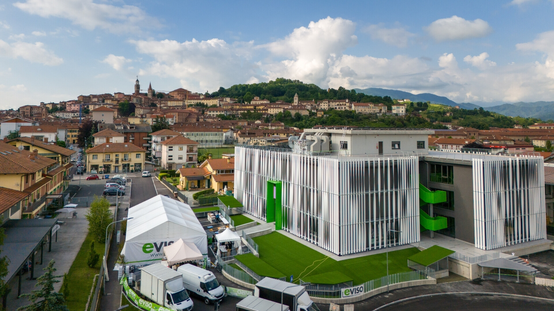 Sede eVISO a Saluzzo Edificio esterno della sede eVISO situata a Saluzzo.
