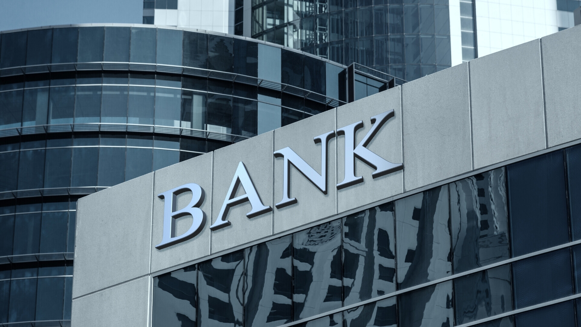 Esterno della sede di una banca Esterno della sede principale di una banca