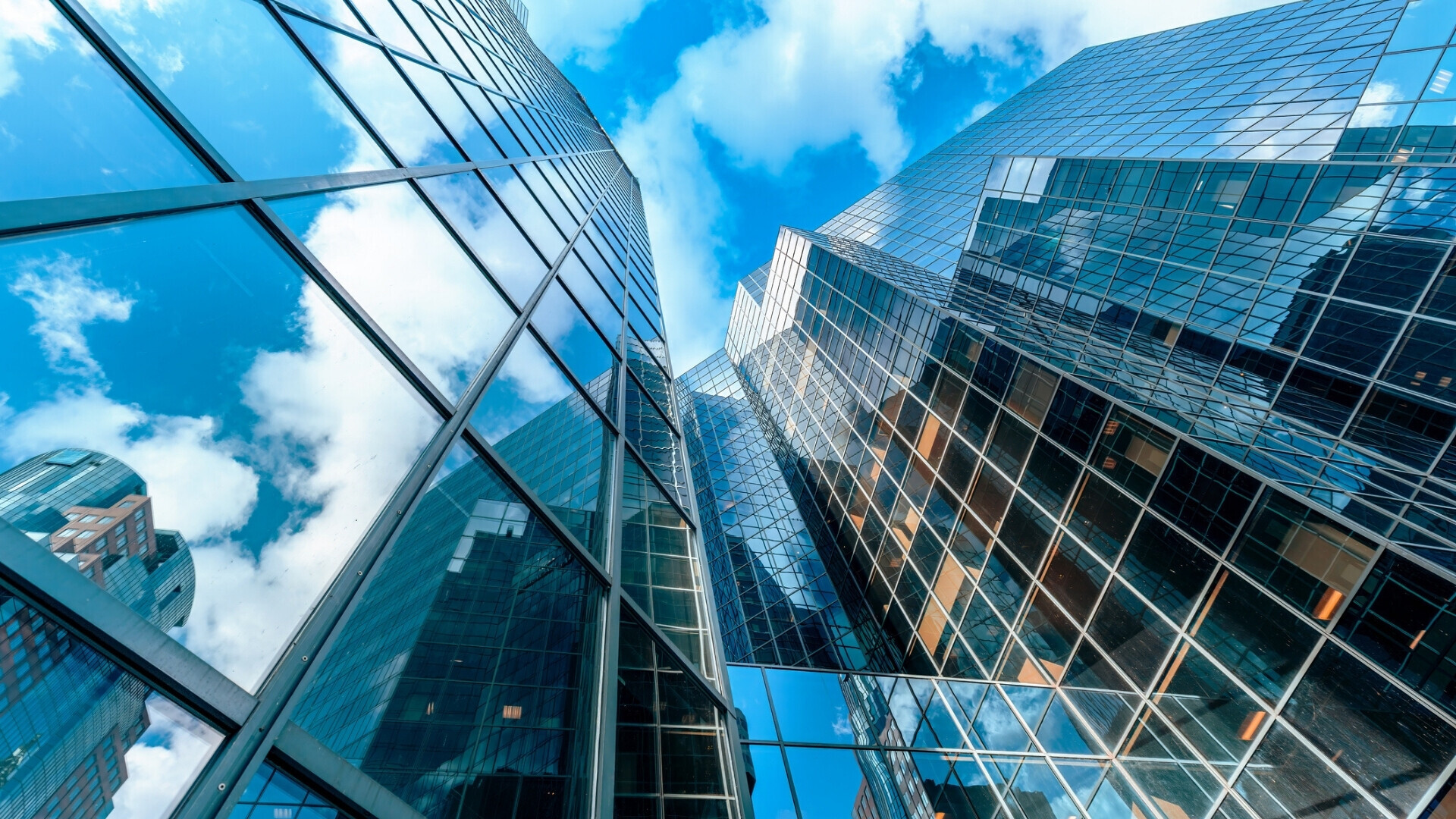 Canada, Montreal skyline panoramico nel centro della città finanziaria, commerciale e tecnologica Panorama aereo del centro finanziario e tecnologico di Montreal, in Canada, con skyline urbano e grattacieli moderni.