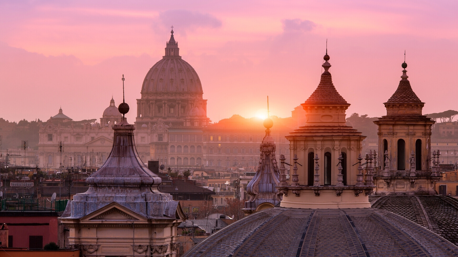 Basilica di San Pietro, Italia Basilica di San Pietro al tramonto